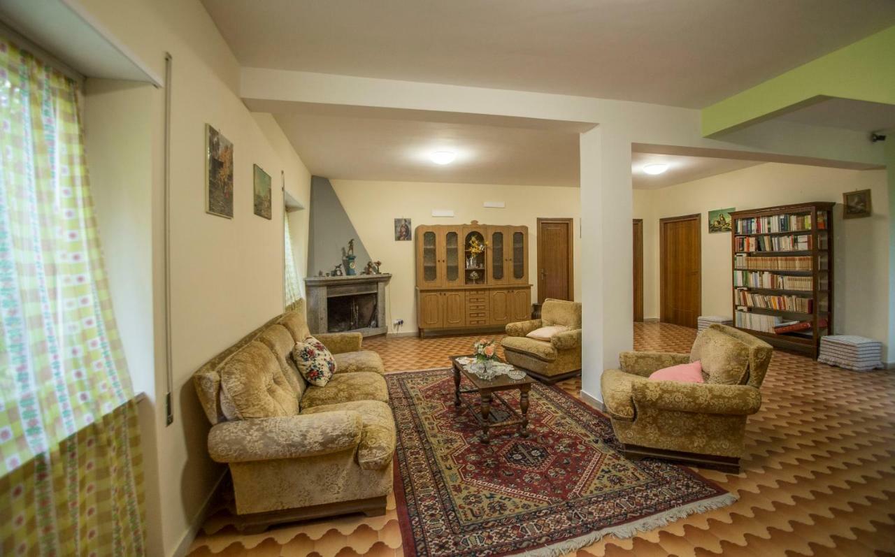 Residenzadelia Bed & Breakfast Ronciglione  Ngoại thất bức ảnh